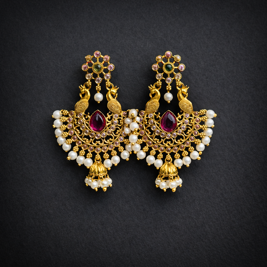 Mayuri Pearl Chandbali