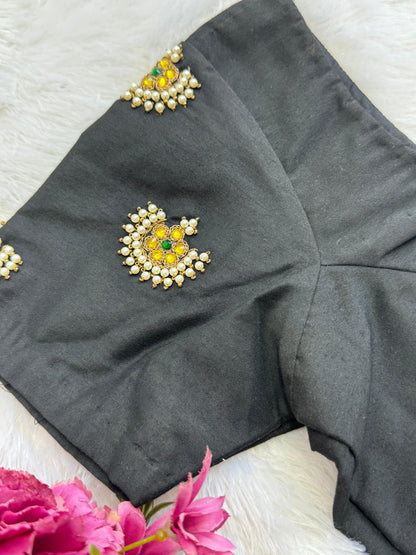 Black Aari Embroidery Blouse Size 34 [expandable up to 38]